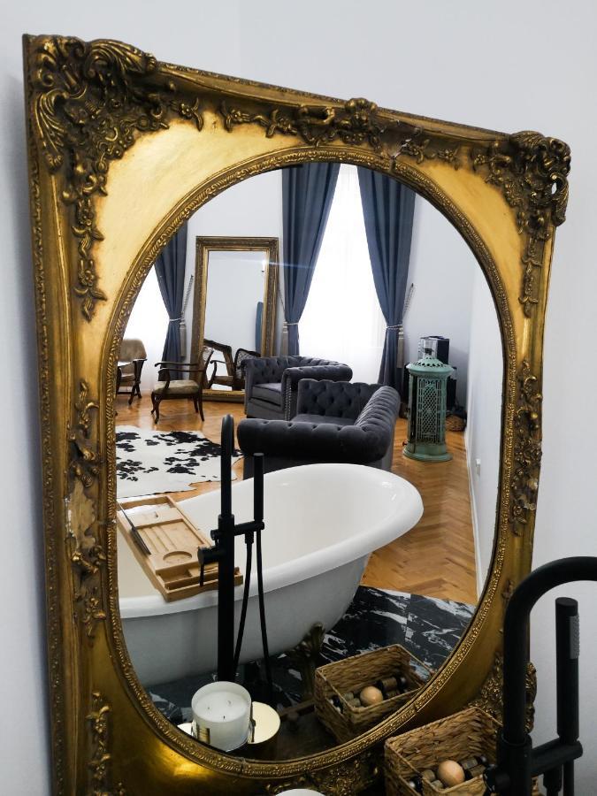 Mansion Josephina Apartment Cluj-Napoca Luaran gambar