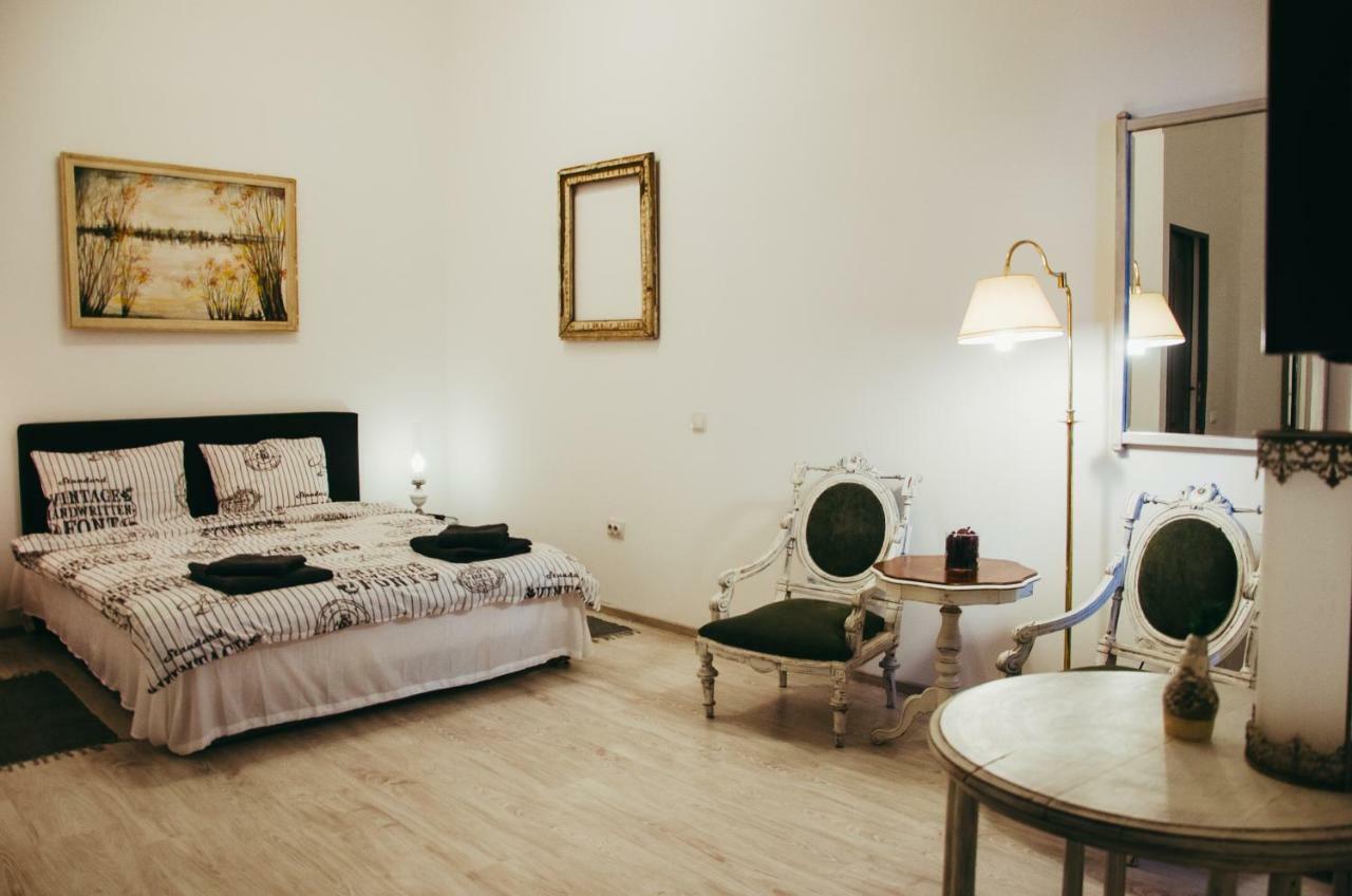 Mansion Josephina Apartment Cluj-Napoca Luaran gambar