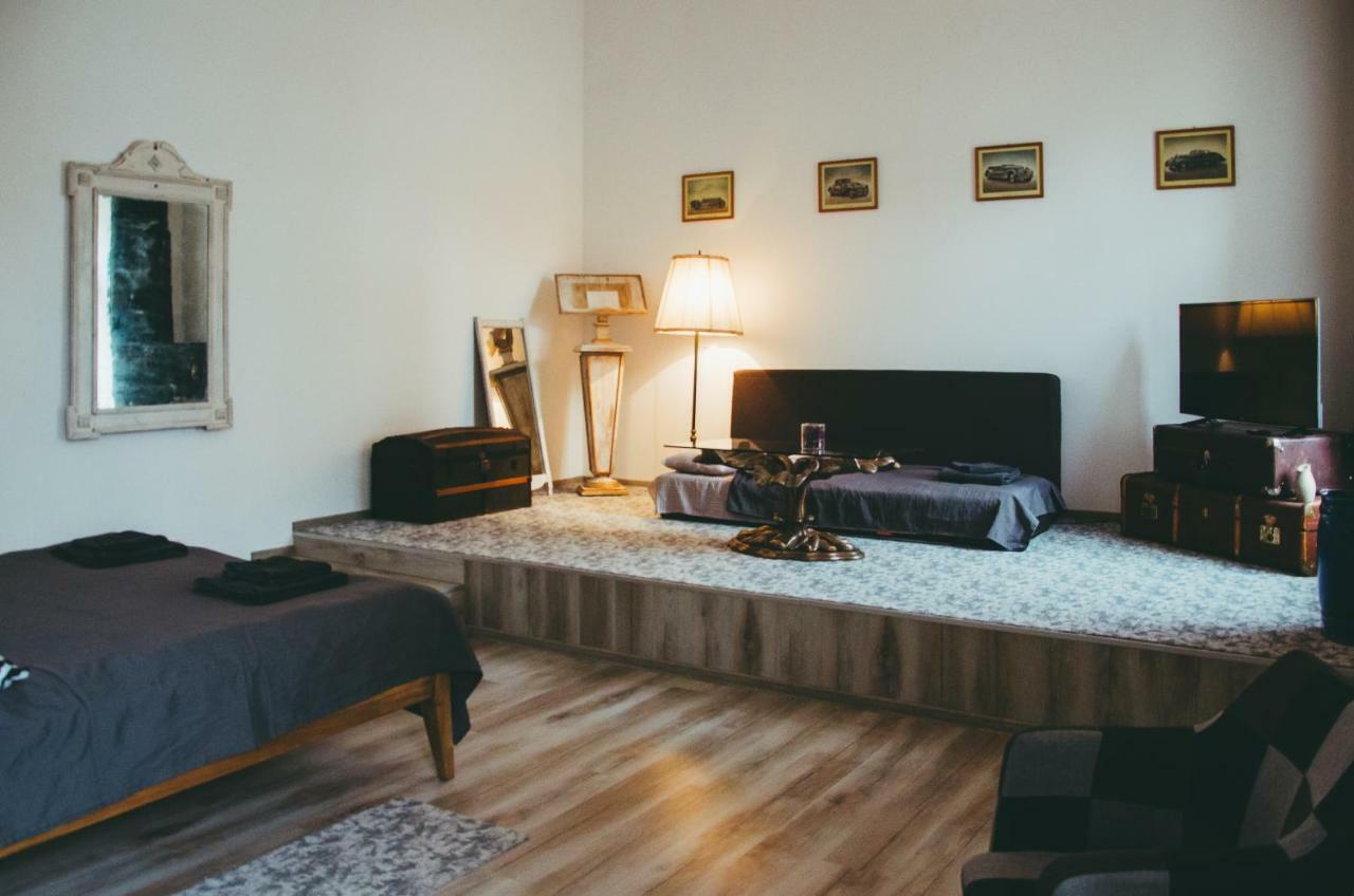 Mansion Josephina Apartment Cluj-Napoca Luaran gambar